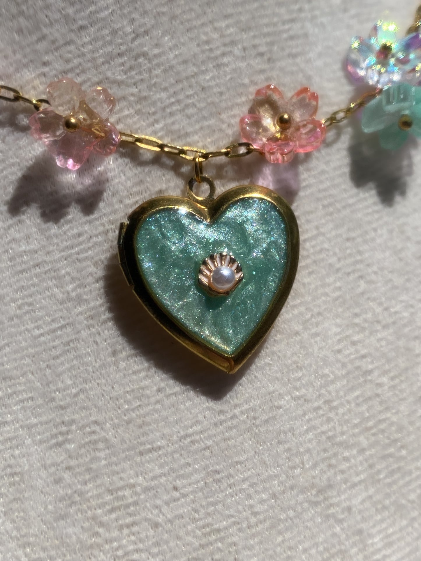 Mermaid Paradise Island Memory Locket | Azure Shell Glitter Crystal Heart Keepsake