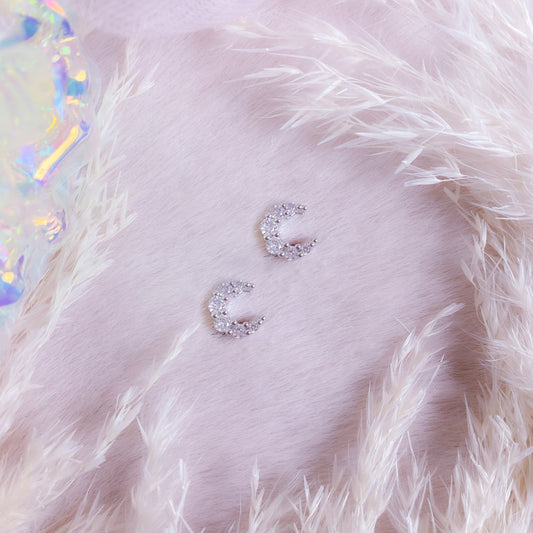 Sparkly Moon Piercing