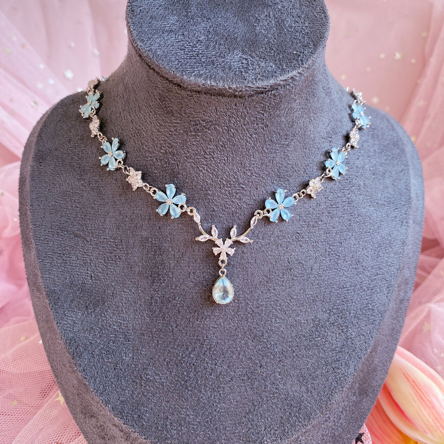 Elven Starflower Necklace