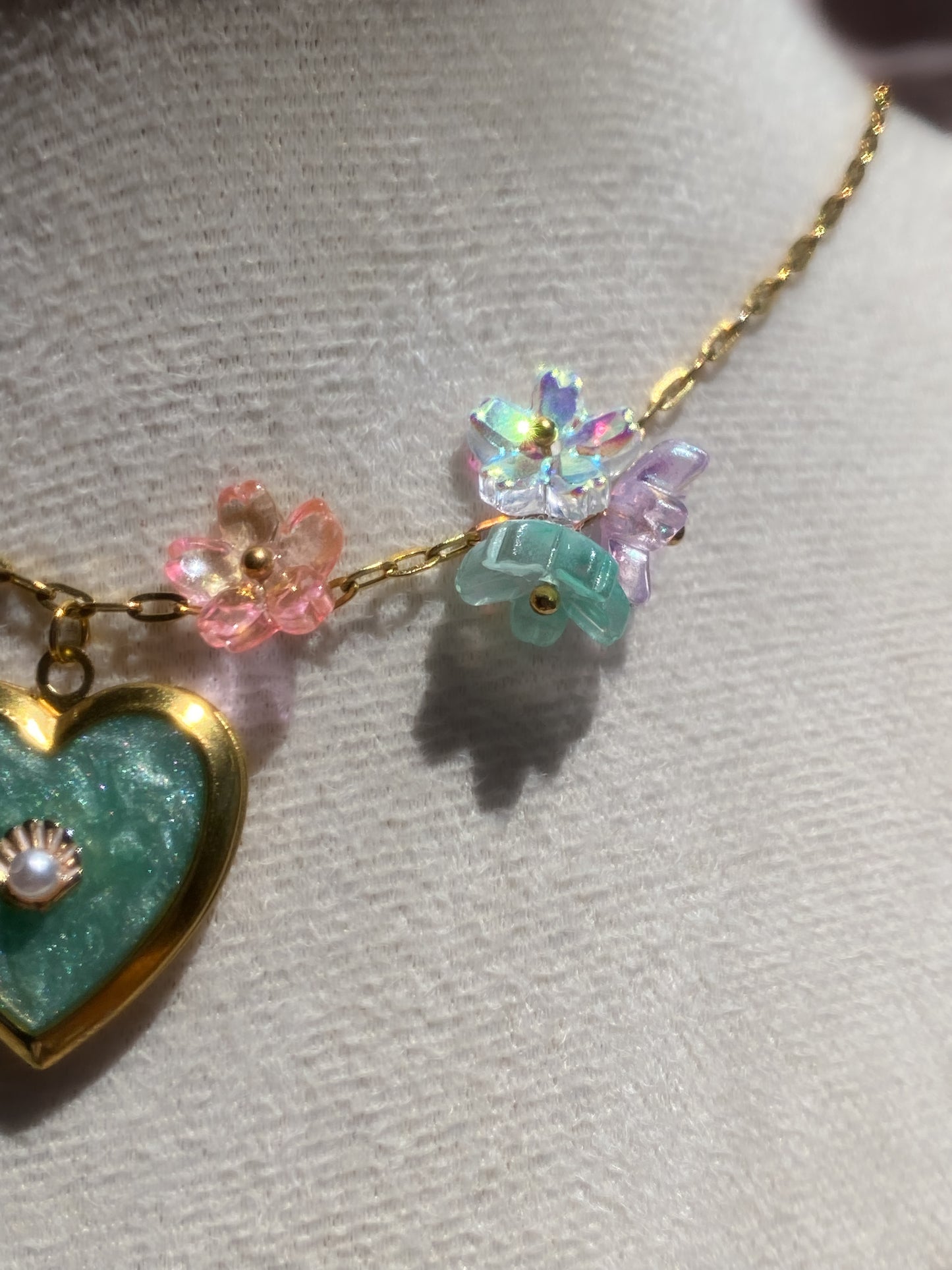 Mermaid Paradise Island Memory Locket | Azure Shell Glitter Crystal Heart Keepsake