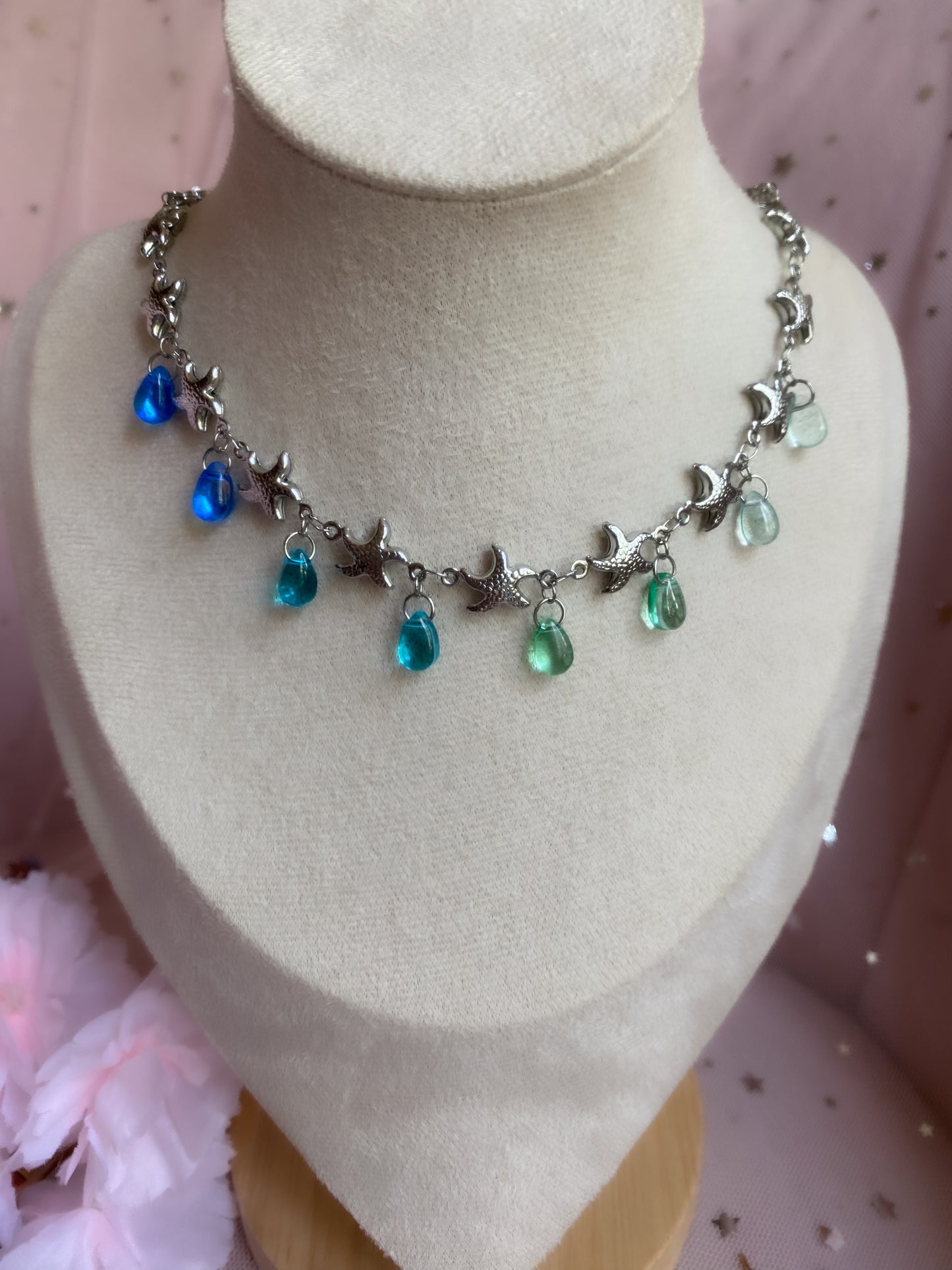 Under The Sea Choker | Blue Teardrop Seashells