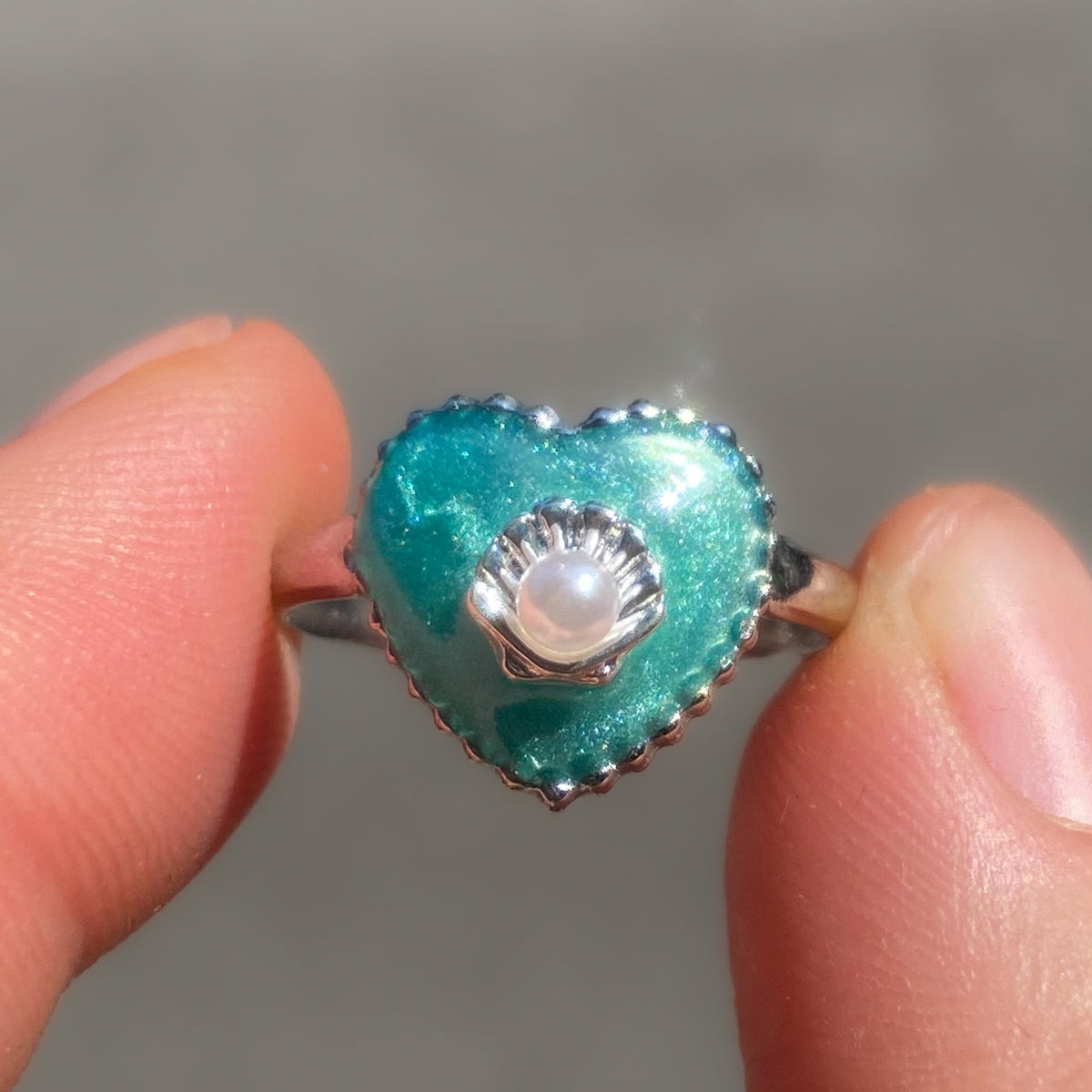 Mermaid Treasure Heart Ring | Azure Shell Glitter Crystal Heart