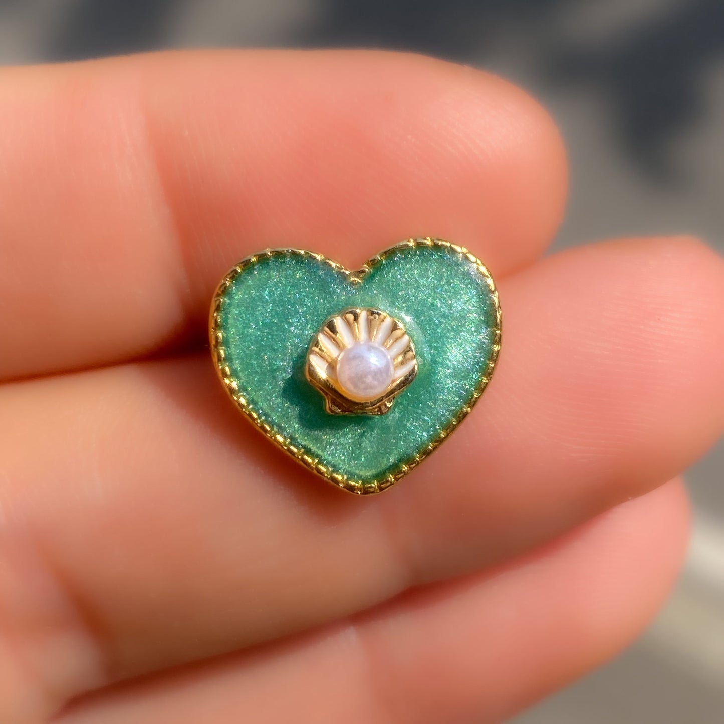 Mermaid Treasure Heart Stud Earrings | Azure Shell Glitter Crystal Heart