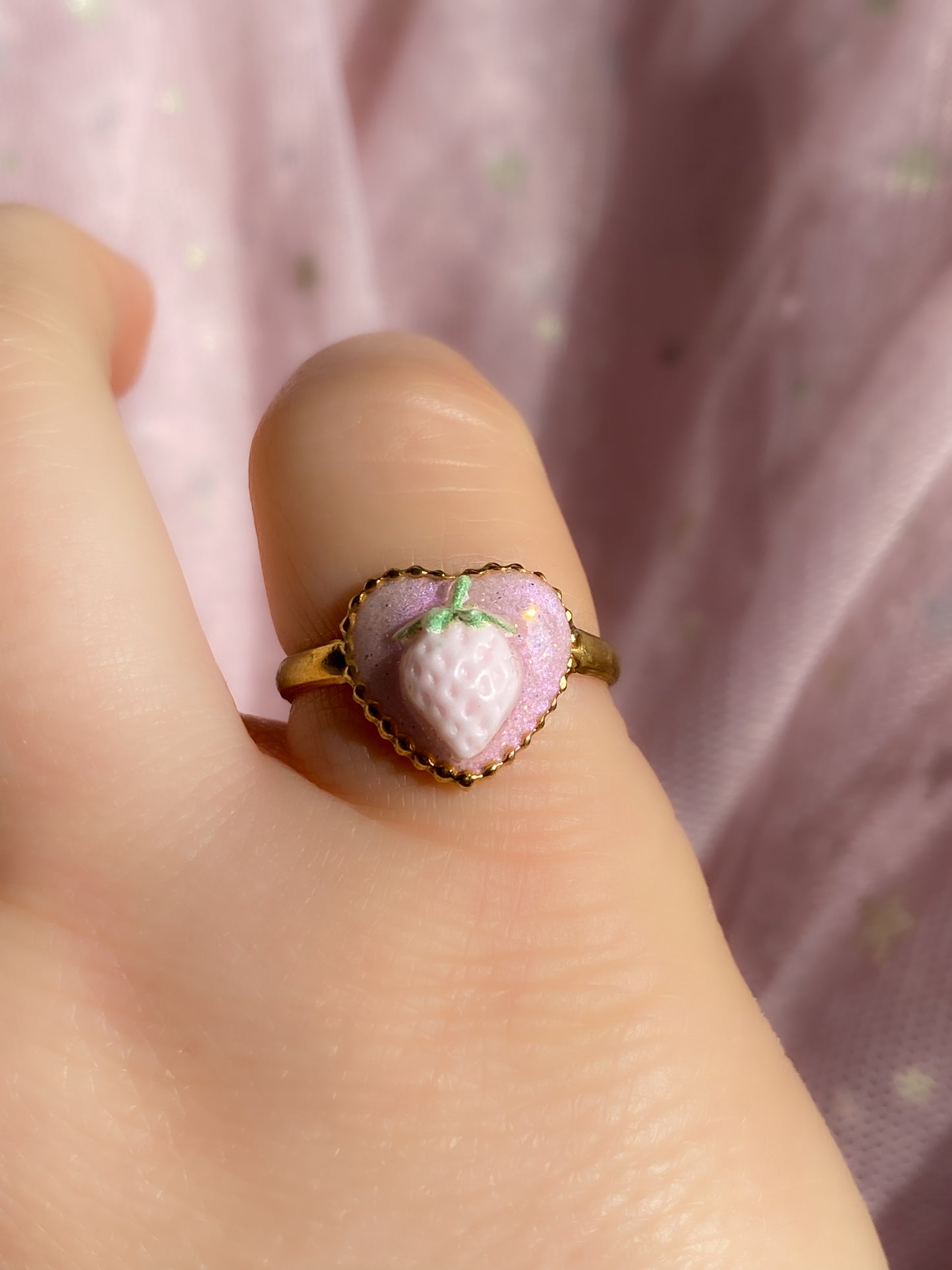 Strawberry Cake Ring
