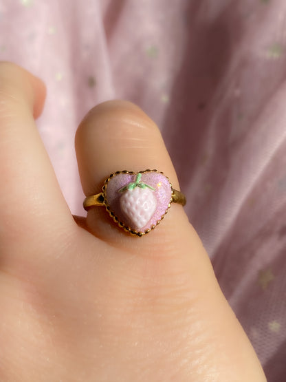 Strawberry Cake Ring