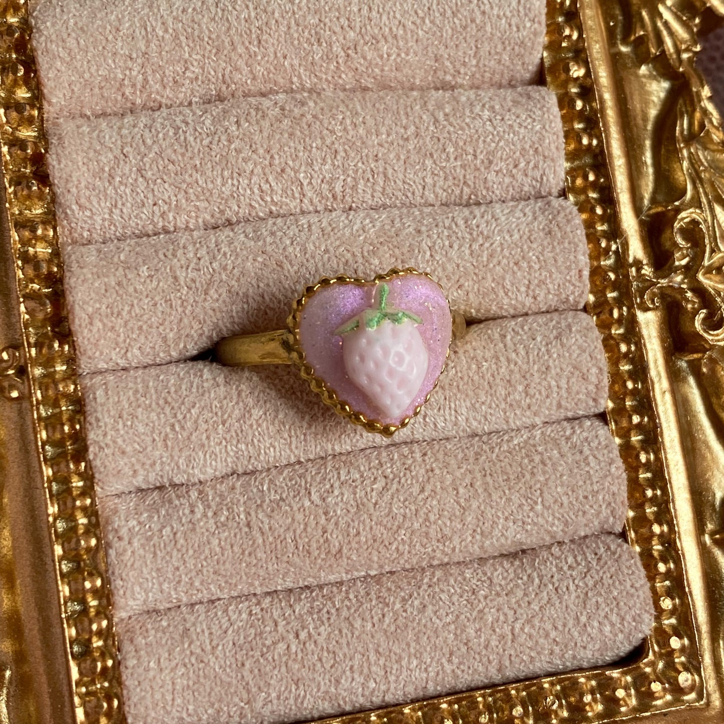 Strawberry Cake Ring