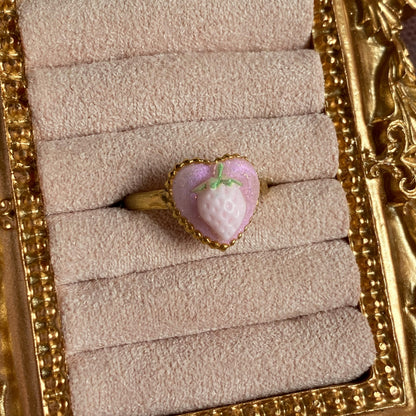 Strawberry Cake Ring